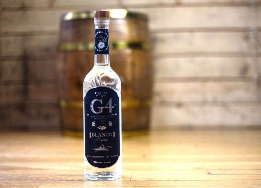 G4 Blanco - Destileria El Pandillo SA de CV (750 mL) alcohol collectible [Barcode 7503018079004] - Main Image 3