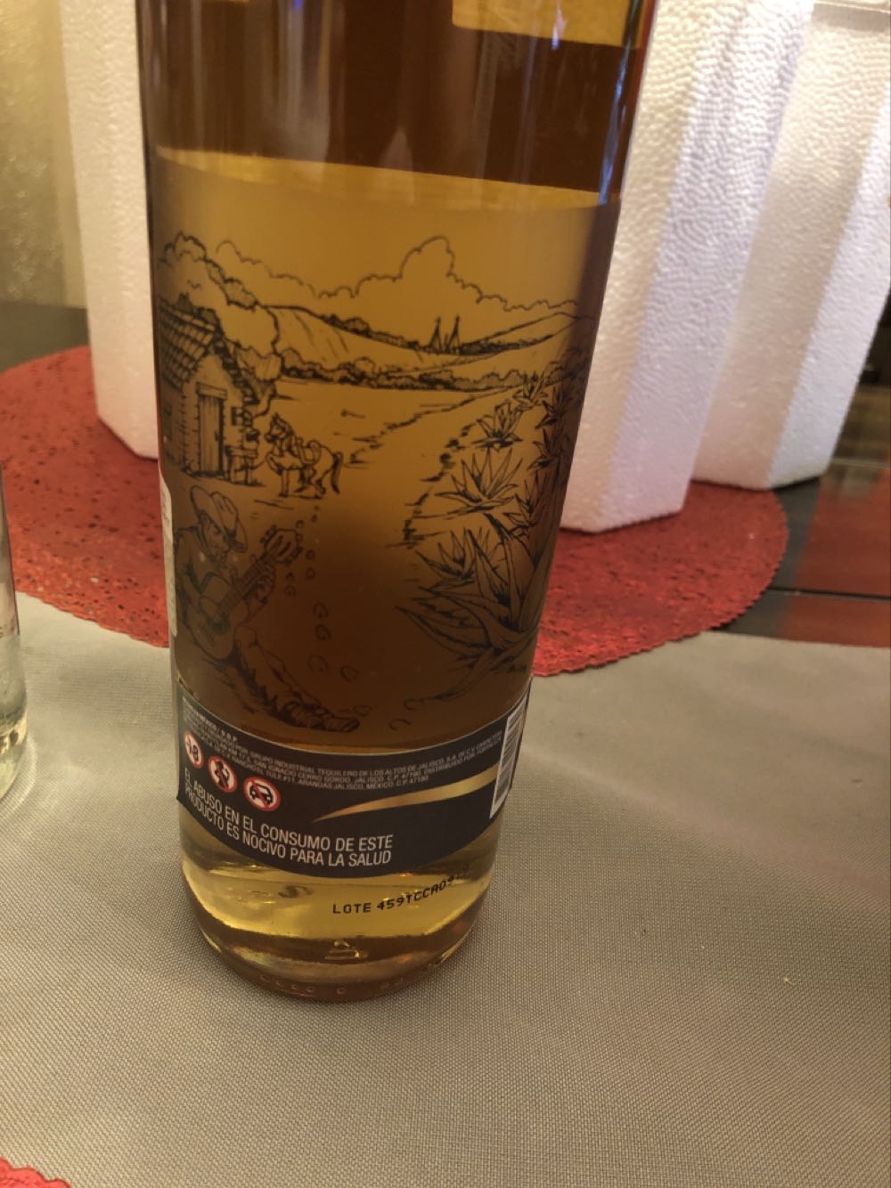 El Tesoro De Chuy Chávez - Nom 1443 (750 mL) alcohol collectible [Barcode 781159004230] - Main Image 3