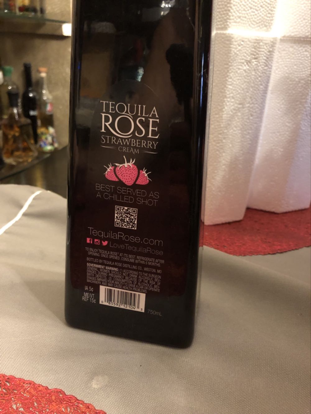 Tequila Rose Strawberry Cream - Tequila Rose Distilling Co. (750 mL) alcohol collectible [Barcode 085592121043] - Main Image 2
