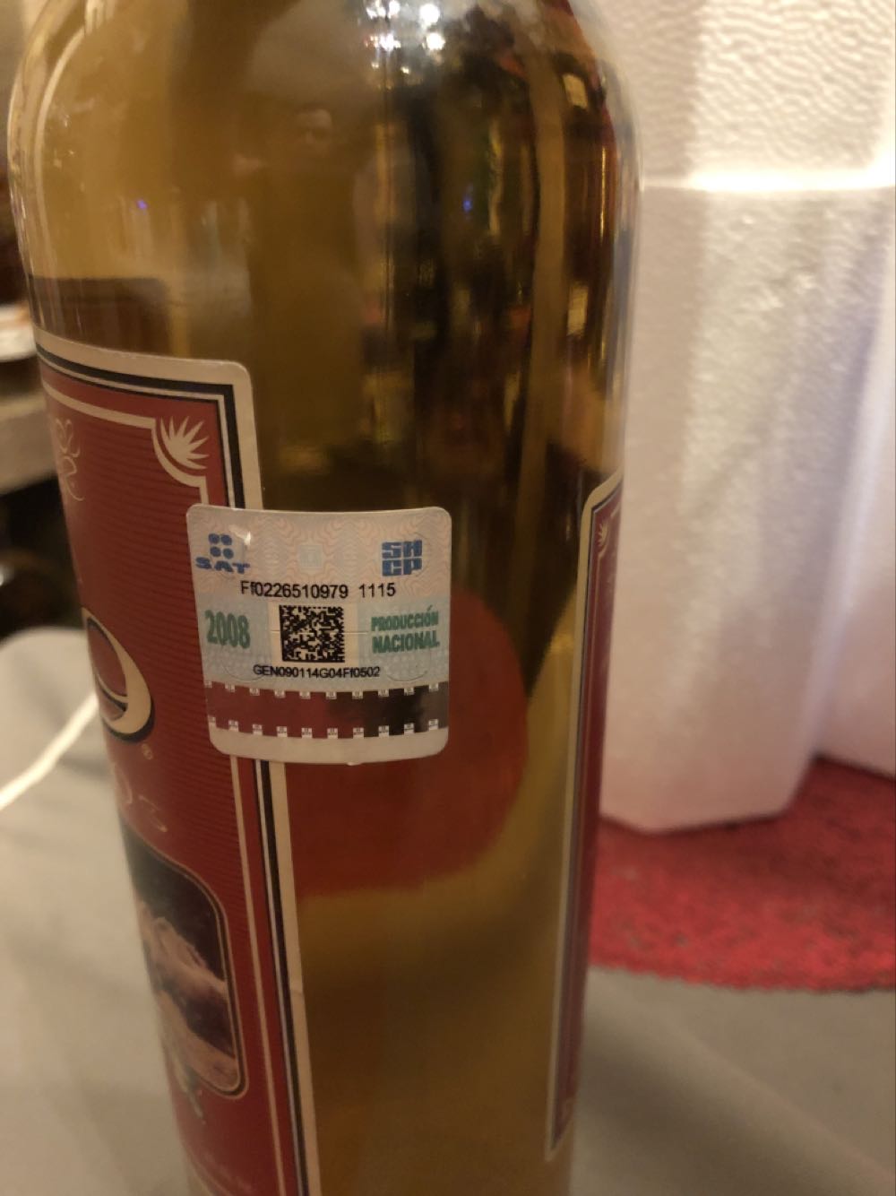 1519 - Nom 1541 (750 mL) alcohol collectible [Barcode 7503011884131] - Main Image 3