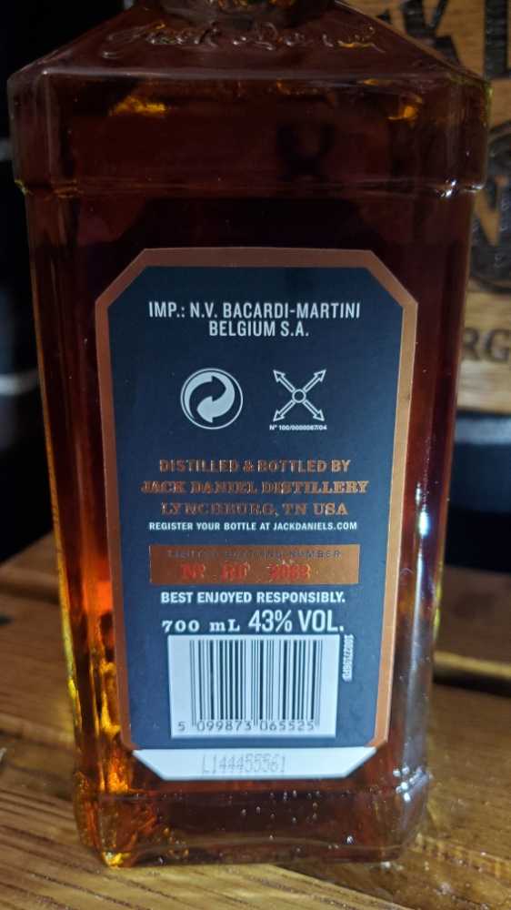 Jack Daniel’s Master Distillery 2 - Jack Daniel’s Distillery, Lynchburg, TN (700 mL) alcohol collectible [Barcode 5099873065525] - Main Image 4