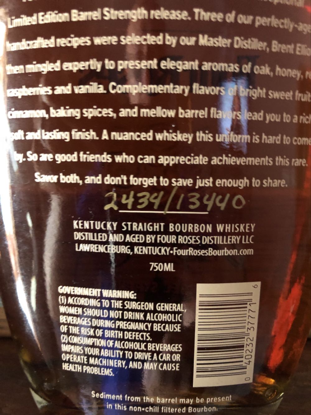 Four Roses Limited Edition 2019 - Four Roses (750 mL) alcohol collectible [Barcode 040232377716] - Main Image 2