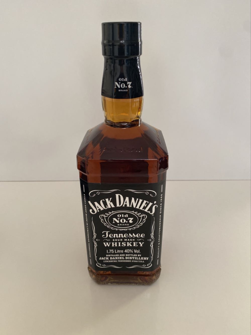 JD Cinch Sack - Jack Daniel’s (1.75 L) alcohol collectible [Barcode 082184045152] - Main Image 4