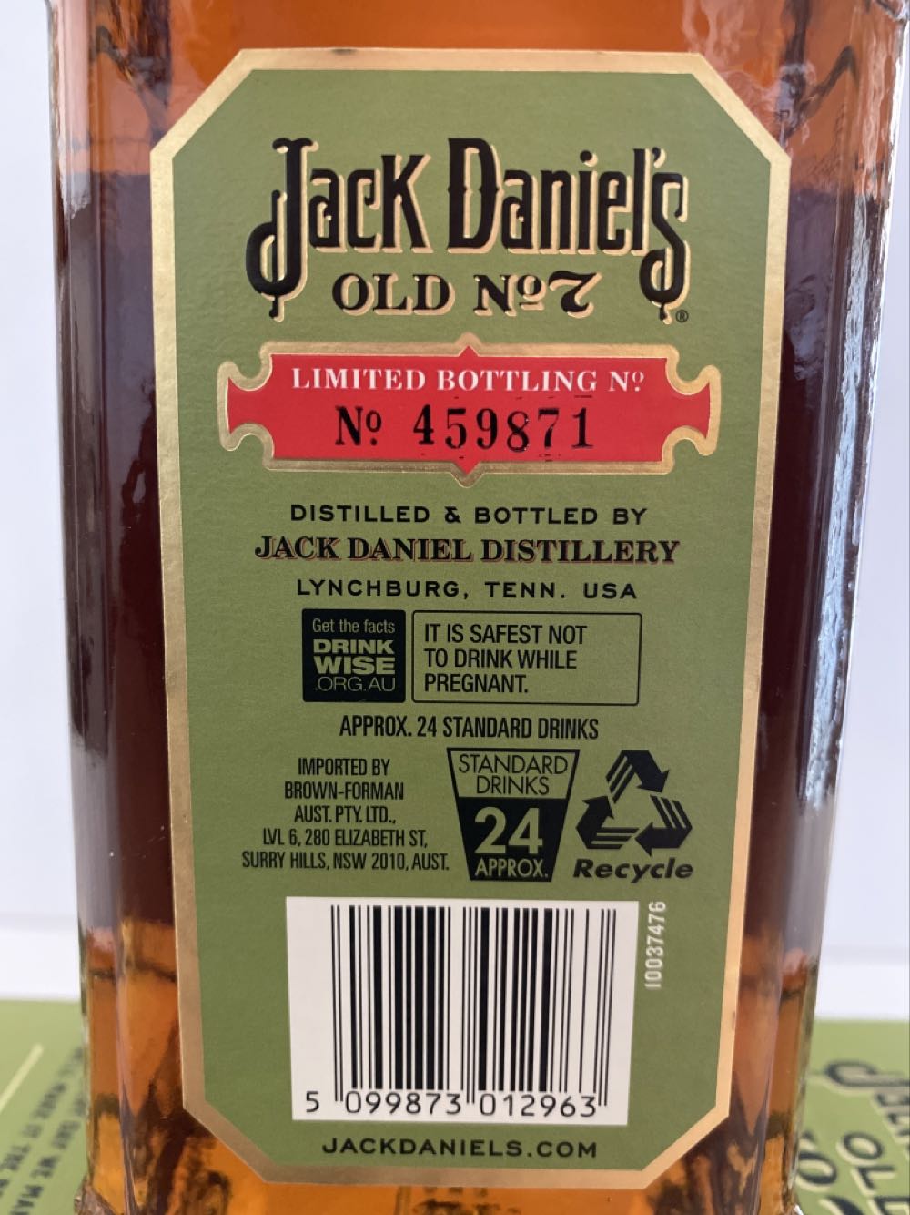 Legacy Edition 1 - Jack Daniel‘s Distillery (700 mL) alcohol collectible [Barcode 5099873012963] - Main Image 3