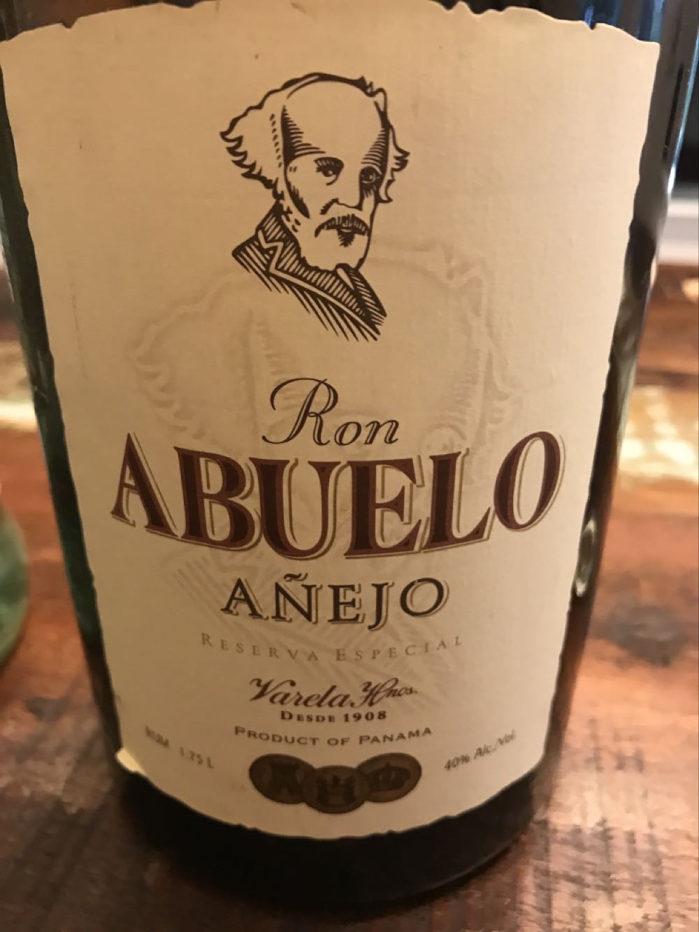 Select Club Pecan Praline Canadian Whisky