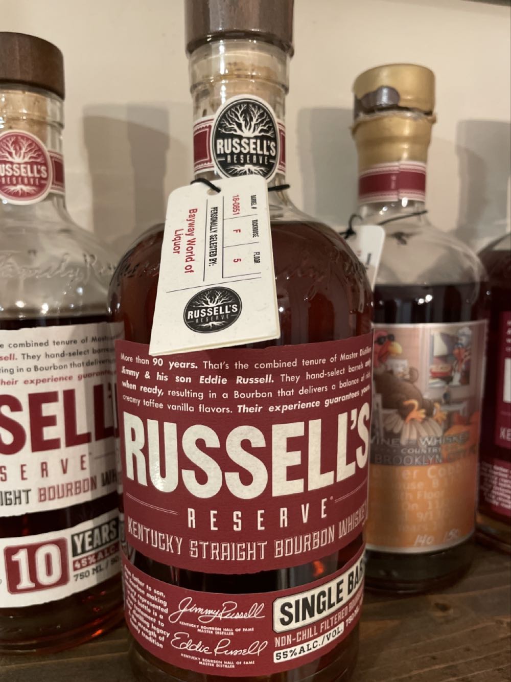 Russell’s Reserve Private Barrel Selection - Wild Turkey Distilling Co. (750mL) alcohol collectible [Barcode 721059002974] - Main Image 2