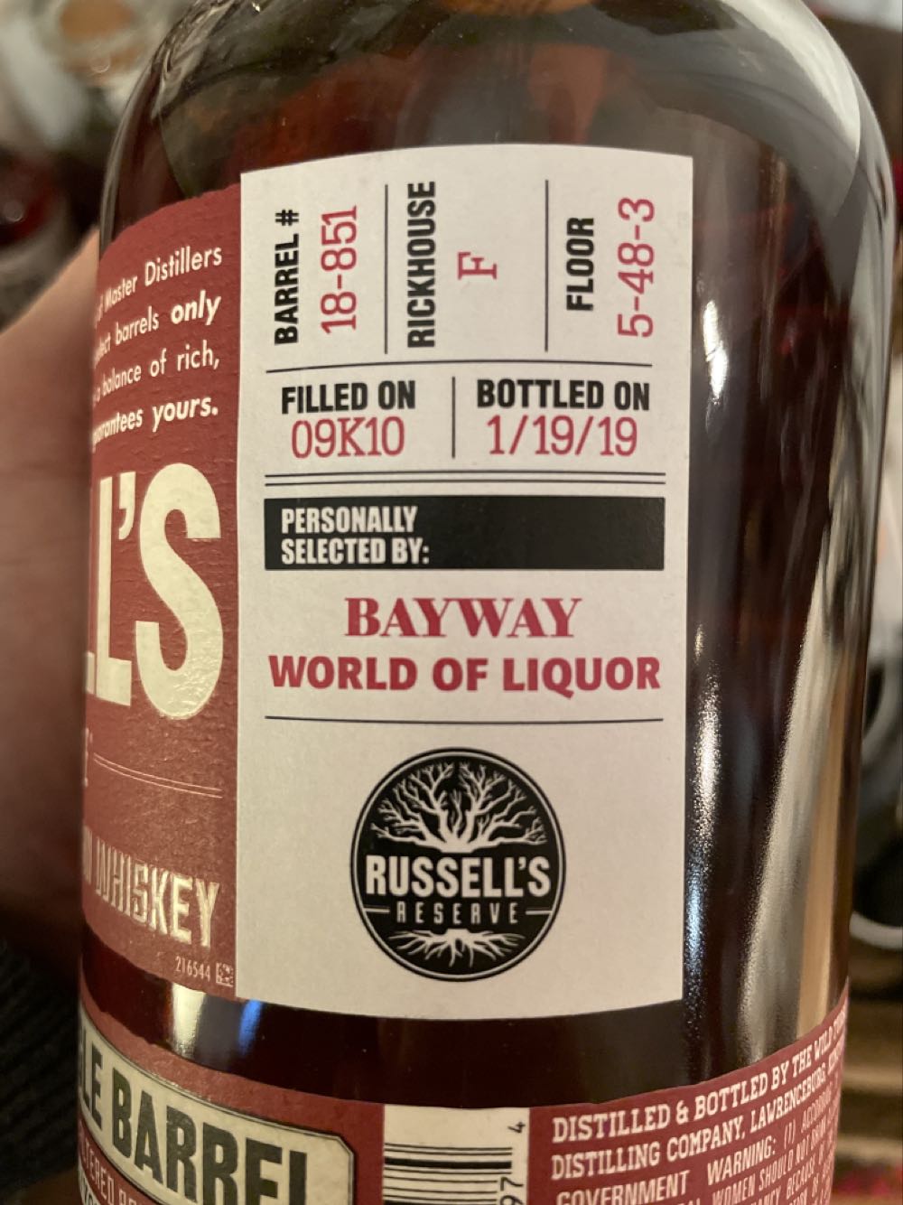 Russell’s Reserve Private Barrel Selection - Wild Turkey Distilling Co. (750mL) alcohol collectible [Barcode 721059002974] - Main Image 3