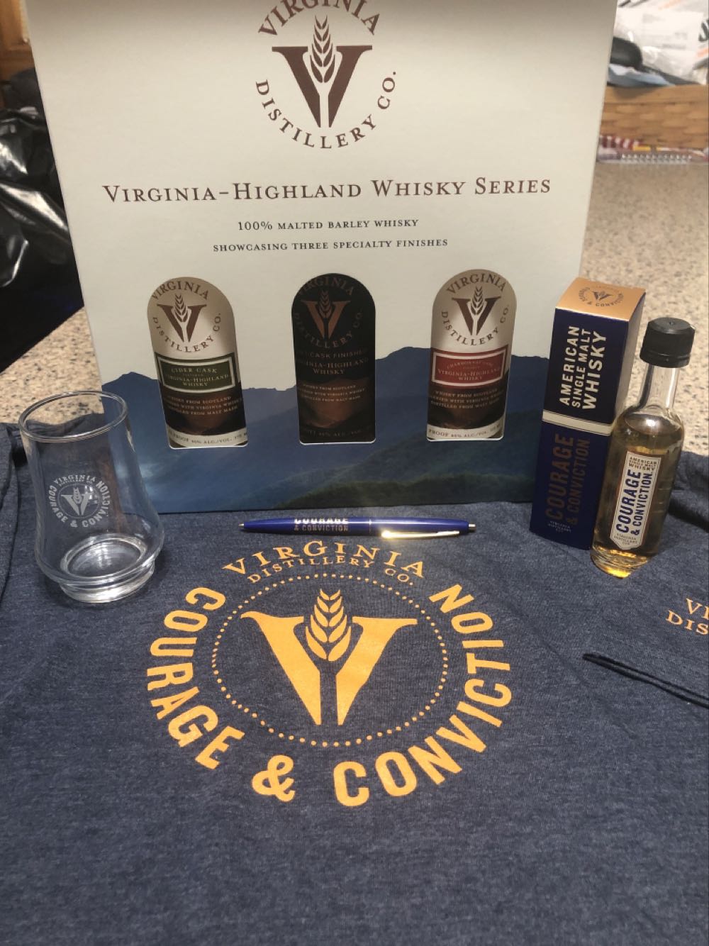 Virginia Distillery Chardonnay Cask - Virginia Distillery Company (375 mL) alcohol collectible [Barcode 891306002139] - Main Image 3