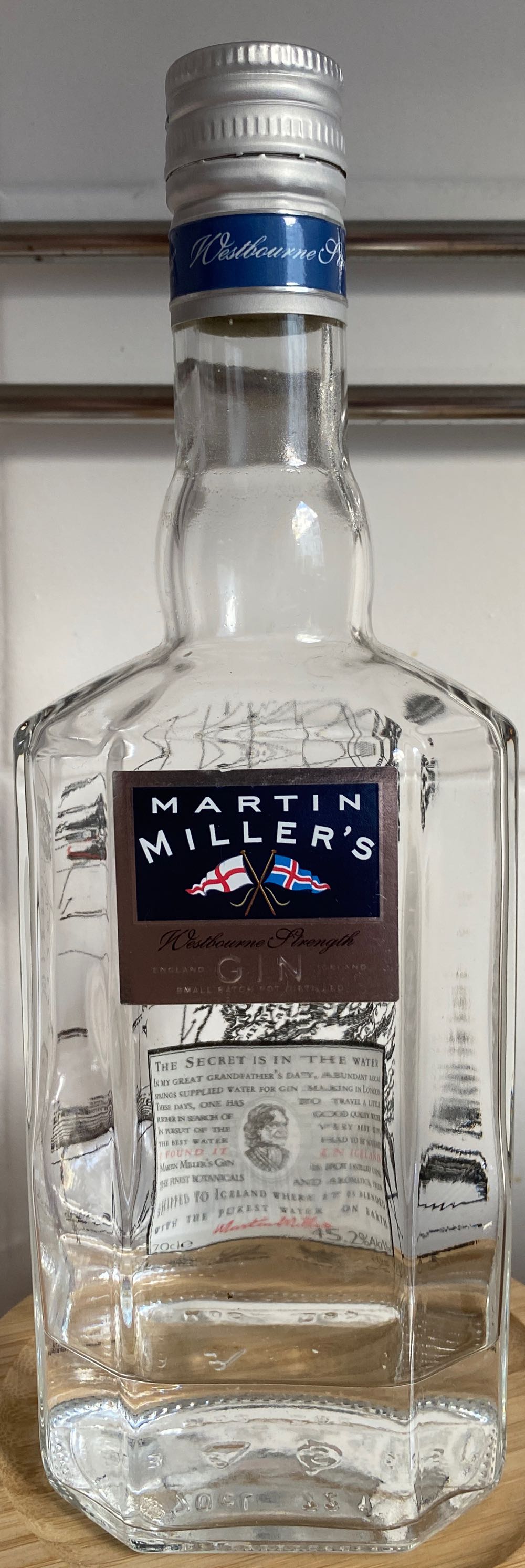 Orginal Bartenders Cocktails Raspberry Mudslide