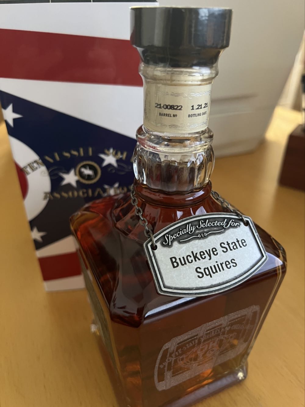 Buckeye State Squires - Brown Foreman Distillers (750 mL) alcohol collectible - Main Image 4