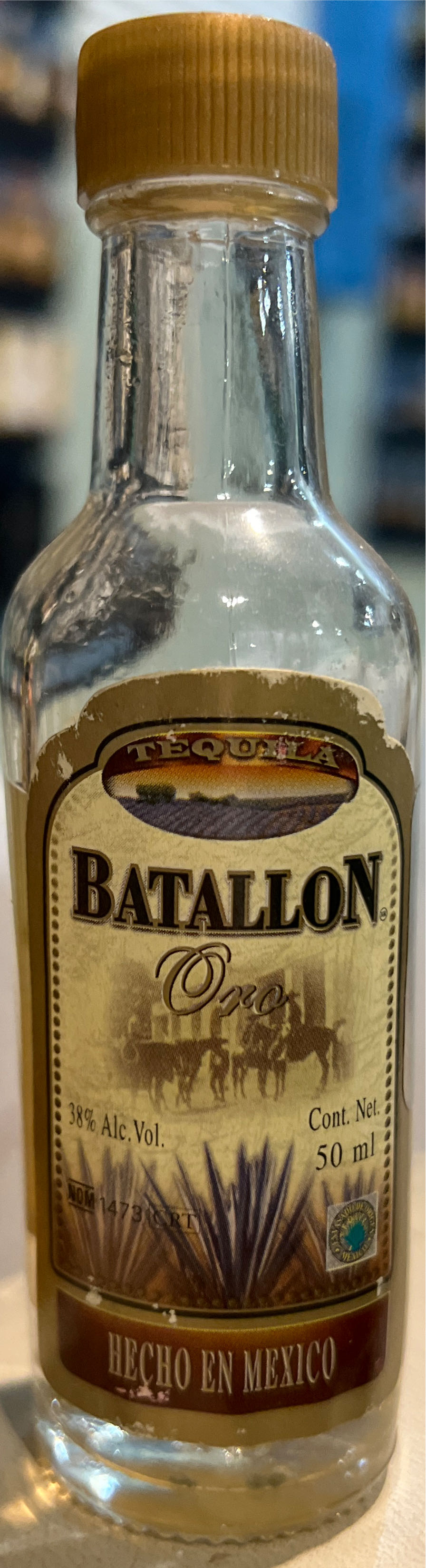 Tequila Batallón oro  alcohol collectible [Barcode 7503002980118] - Main Image 3