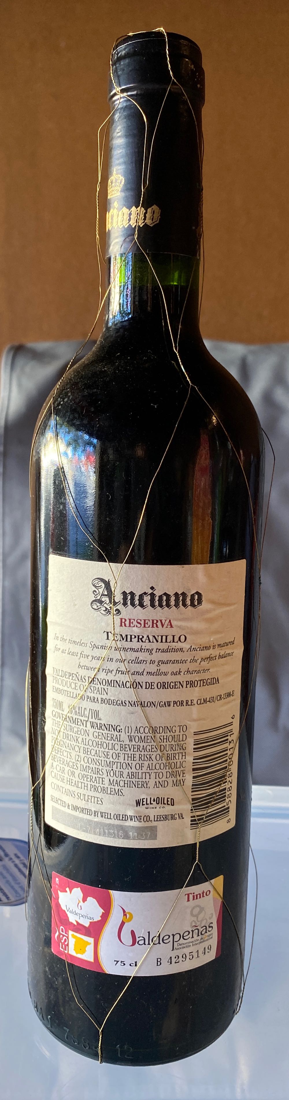 Tempranillo Anciano Valdepeñas Reserva 2007  (750 mL) alcohol collectible [Barcode 858828001316] - Main Image 2