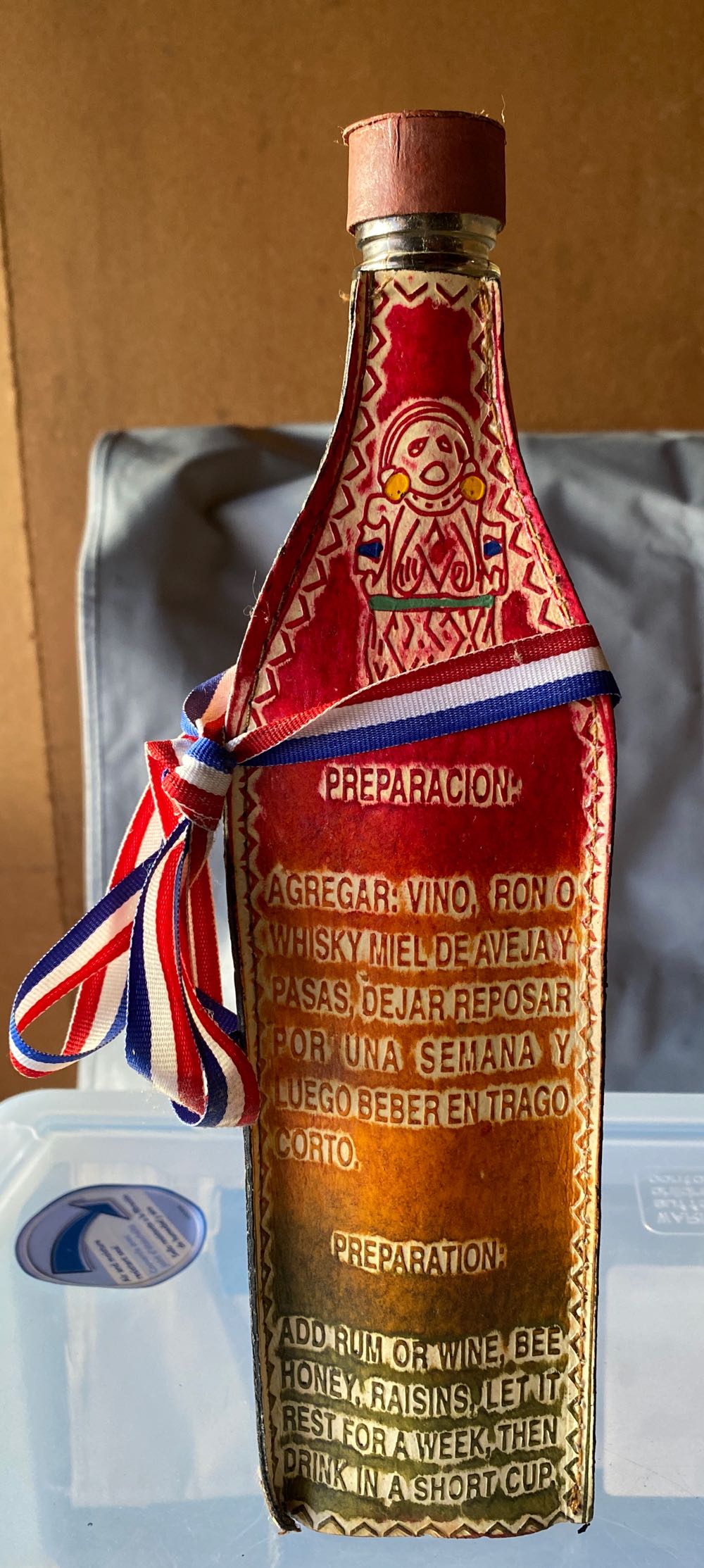 Mamajuana  (750 mL) alcohol collectible - Main Image 3