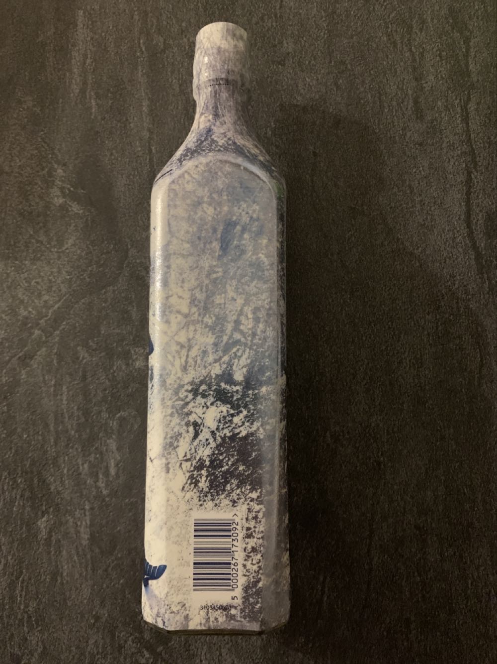 Johnnie Walker White Walker - Johnnie Walker & Sons (700 mL) alcohol collectible [Barcode 5000267173092] - Main Image 2