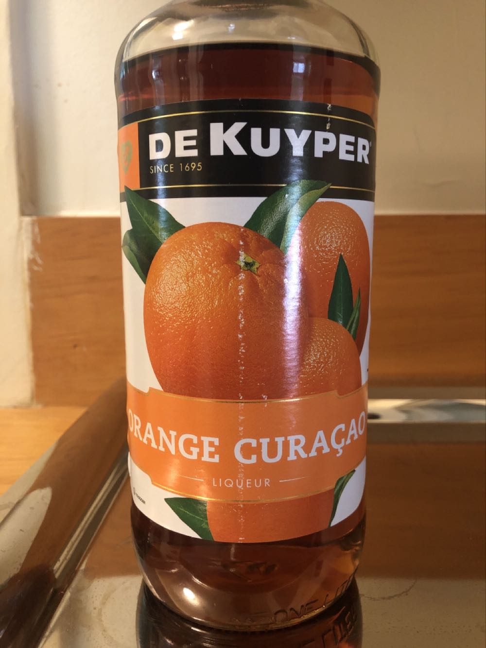Dekuyper Orange Curaçao - De Kuyper (1 L) alcohol collectible [Barcode 080686348207] - Main Image 2
