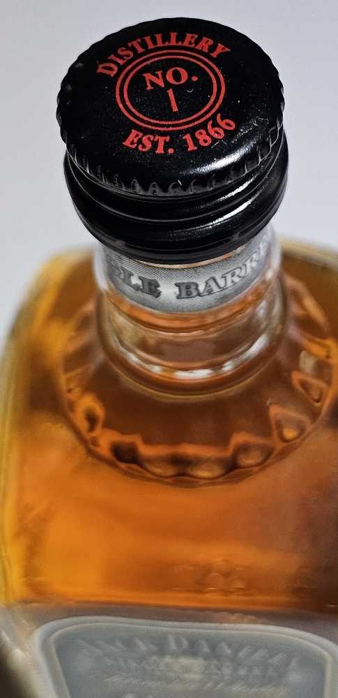 Single Barrel -- Select Mini 5cl - Jack Daniel‘s Distillery (50 mL) alcohol collectible [Barcode 5099873080061] - Main Image 3