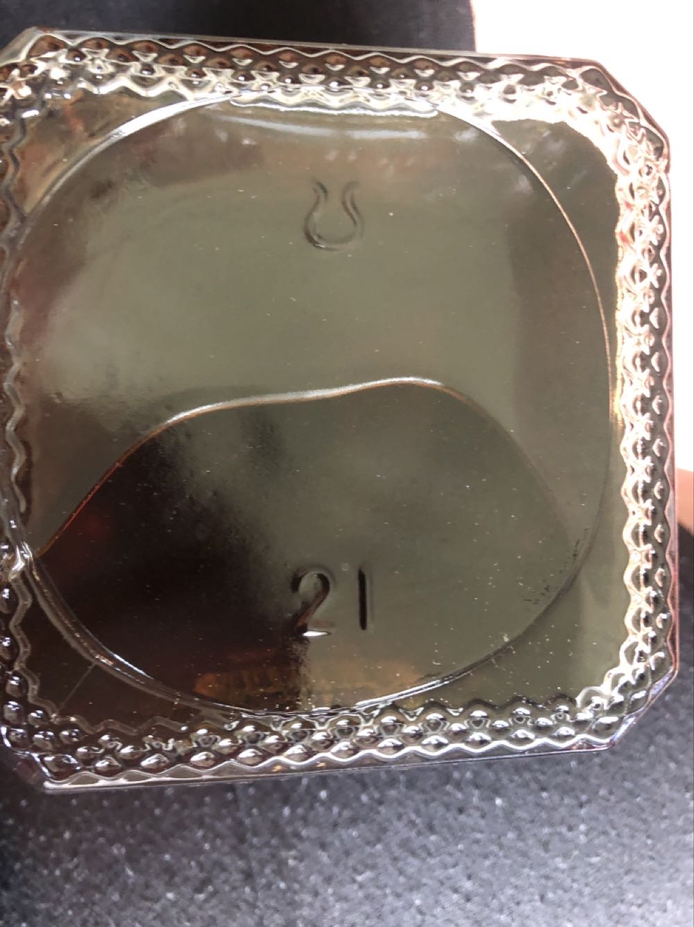 Jack Daniels Cradle 2015  (1.75 L) alcohol collectible [Barcode 082184045152] - Main Image 2