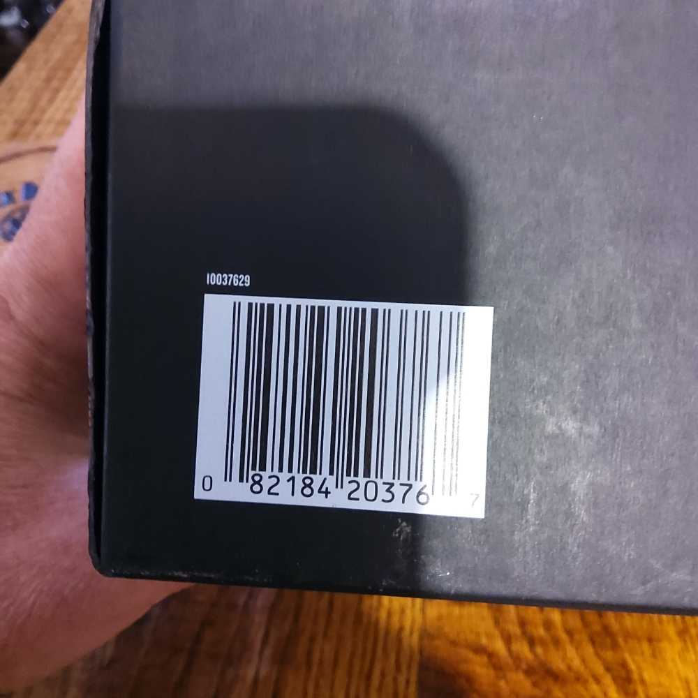 Jack Daniel’s Fine Tennessee Whiskeys ”3pk” Gentleman Jack, Sinatra, & Single Barrel Select - Jack Daniels’ Distillery (375 mL) alcohol collectible [Barcode 082184203767] - Main Image 3