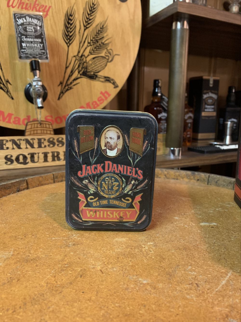 Set Mini 2pk Tin 90 UK - Jack Daniel Distillery (50 mL) alcohol collectible - Main Image 2