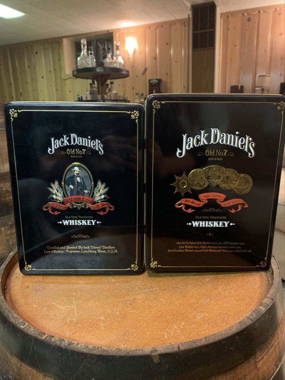 Tins BL 1.75  (750 mL) alcohol collectible - Main Image 3