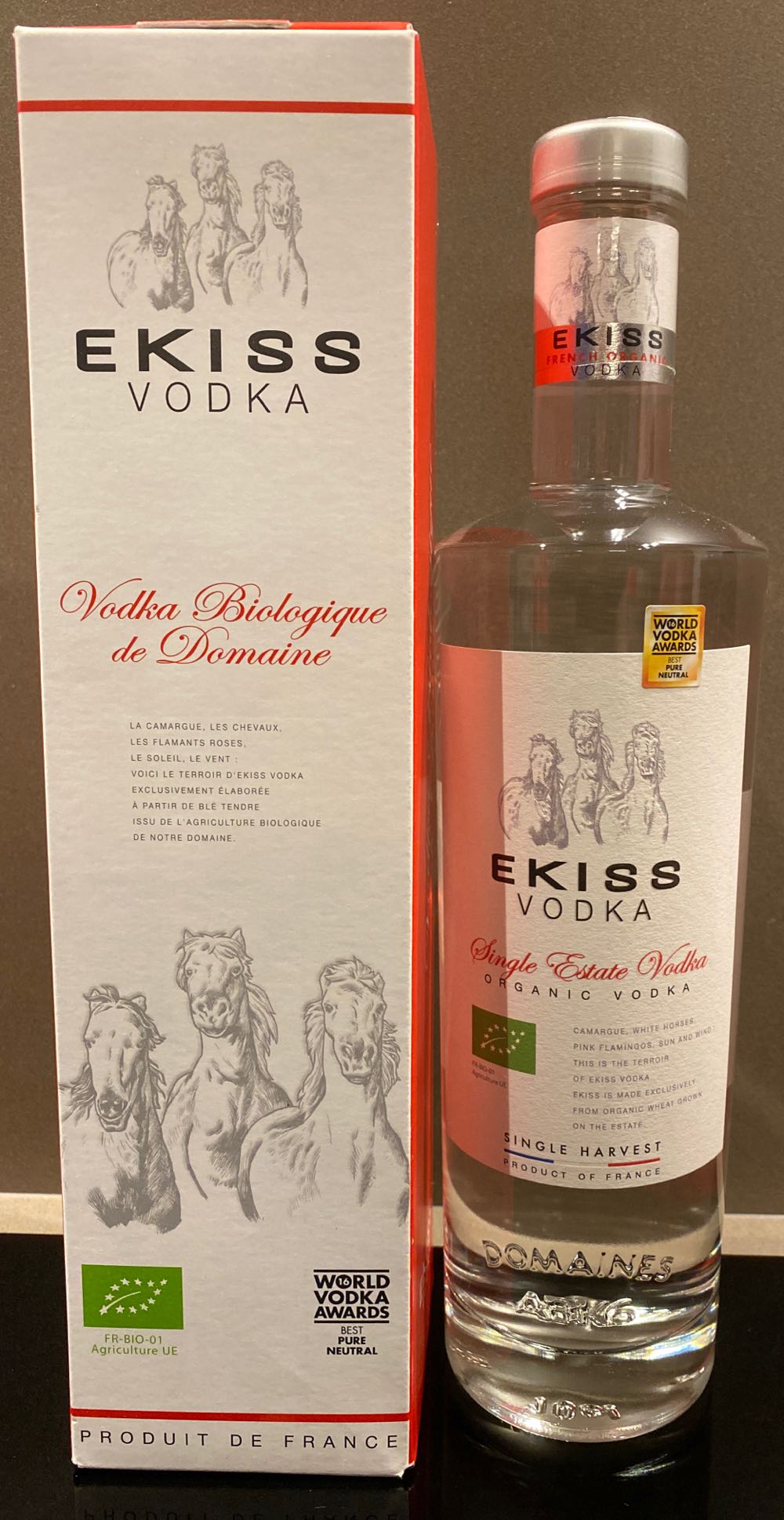 Ekiss - Single Estate Vodka - Ekiss Vodka (750 mL) alcohol collectible [Barcode 3459281000044] - Main Image 2