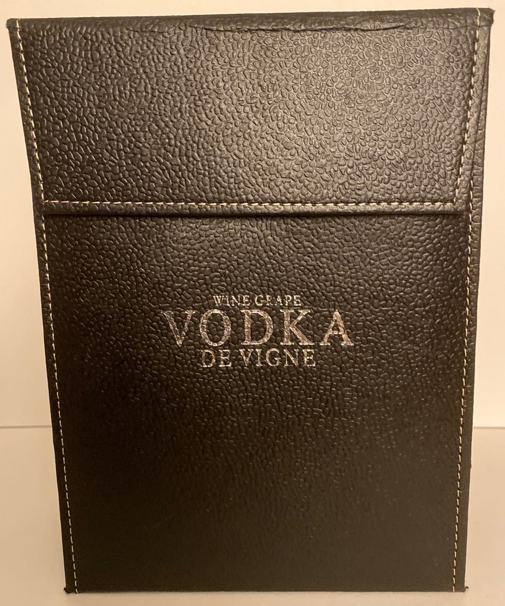 Vodka De Vigne - Liquoristerie De Provence (700 mL) alcohol collectible [Barcode 3071529800218] - Main Image 4
