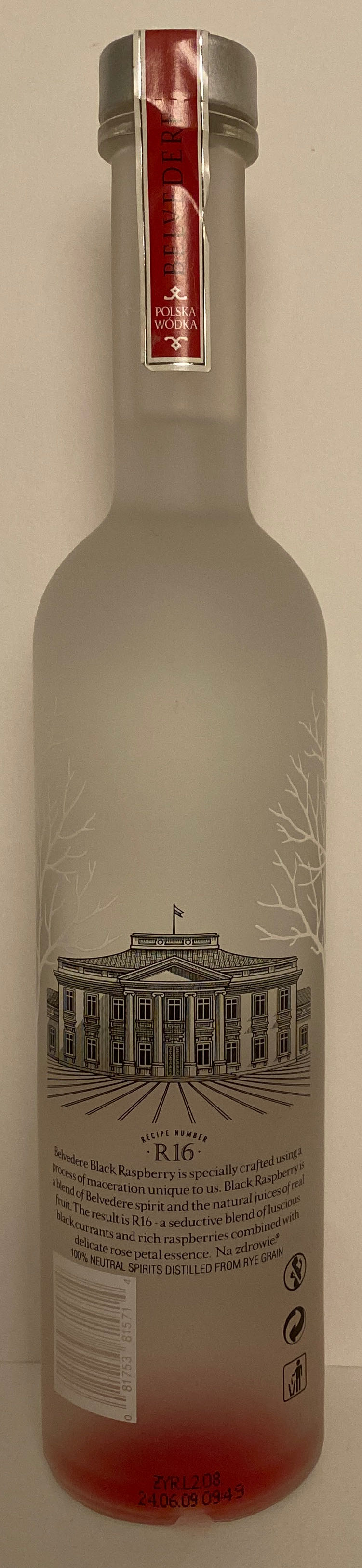 Belvedere Black Raspberry 20cl - Polmos Zyrardów (200 mL) alcohol collectible [Barcode 081753815714] - Main Image 2