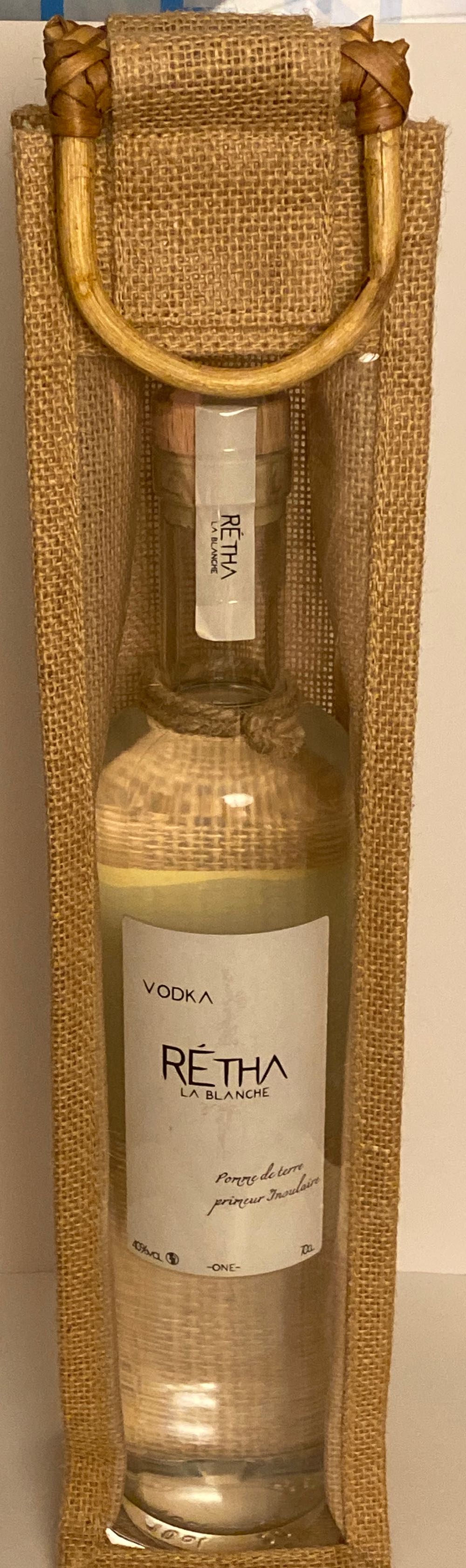 Rétha La Blanche Vodka - Trémière Sas (700 mL) alcohol collectible - Main Image 3
