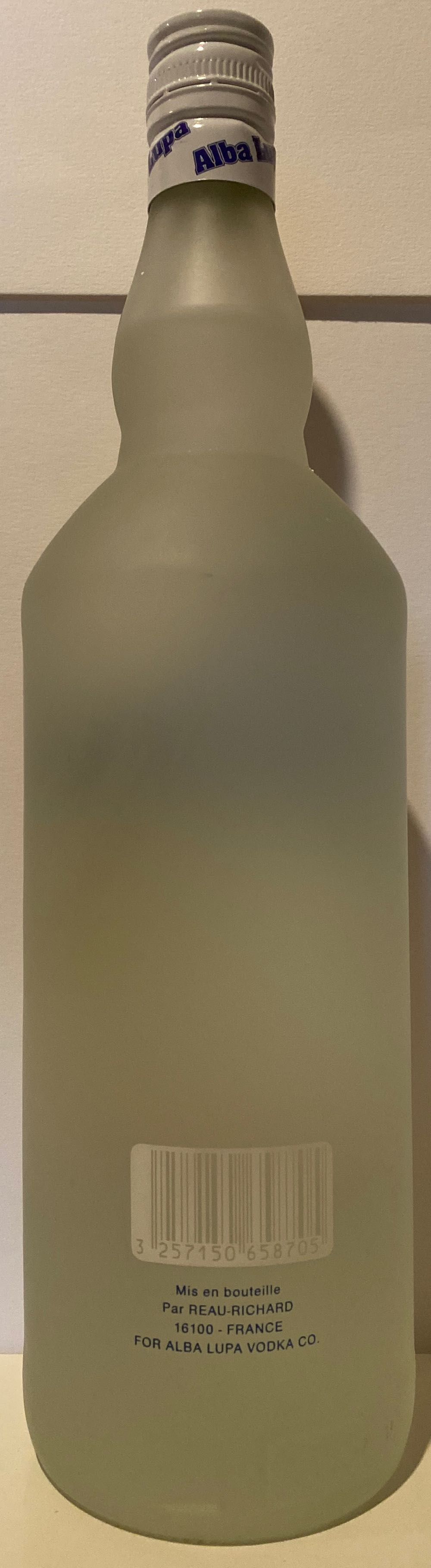 Alba Lupa 1L - Reau-Richard (1000 mL) alcohol collectible [Barcode 3257150658705] - Main Image 2