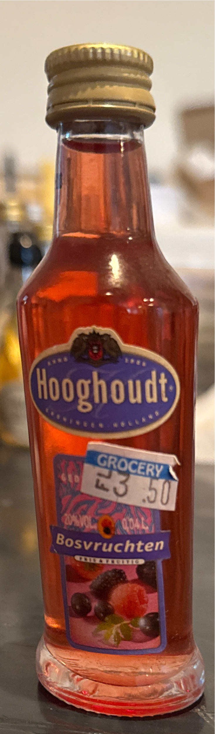Hooghoudt Vodka 1L - Distillerie Hooghoudt (1000 mL) alcohol collectible [Barcode 8710924214019] - Main Image 2