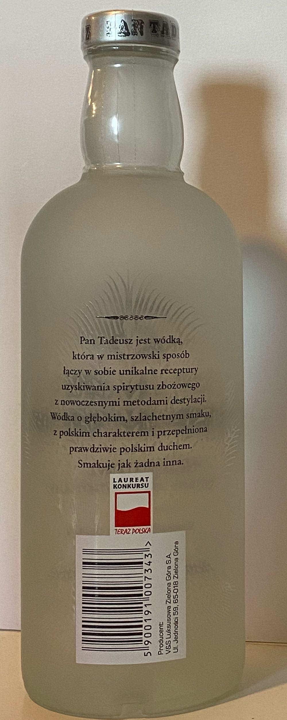 Pan Tadeusz Vodka - V&S Luksusowa Zielona Góra S.A. (700 mL) alcohol collectible [Barcode 5900191007343] - Main Image 2
