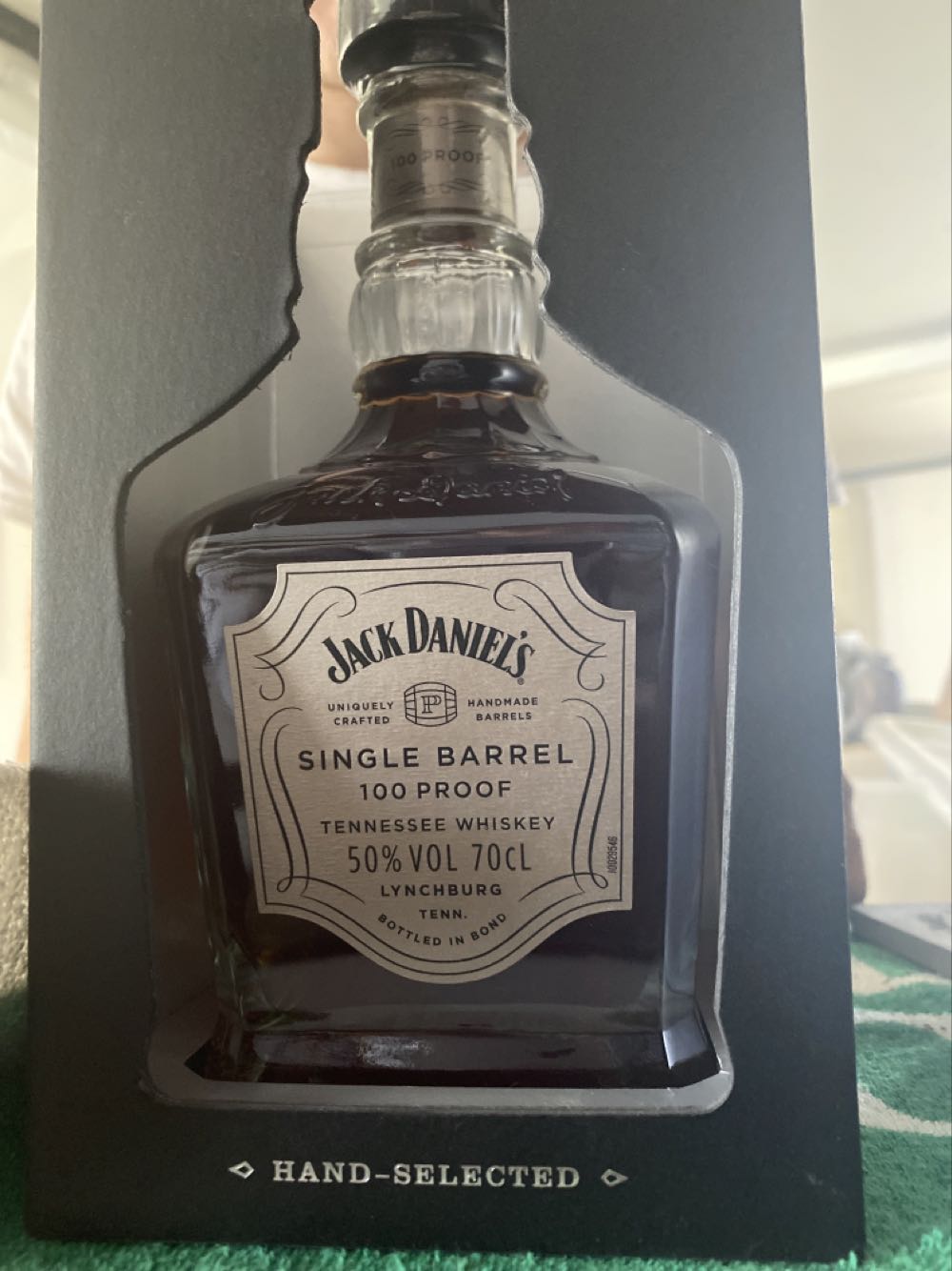 Jack Daniel’s 100 Proof - Jack Daniel‘s Distillery (700 mL) alcohol collectible [Barcode 082184087343] - Main Image 3