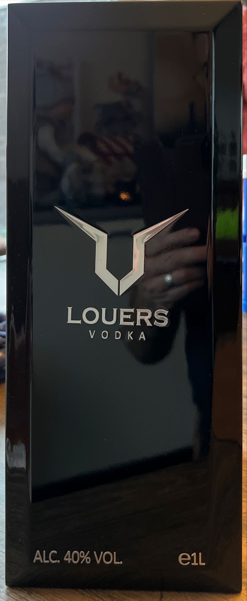 Louers Vodka - Louers B.V. (1000 mL) alcohol collectible - Main Image 2