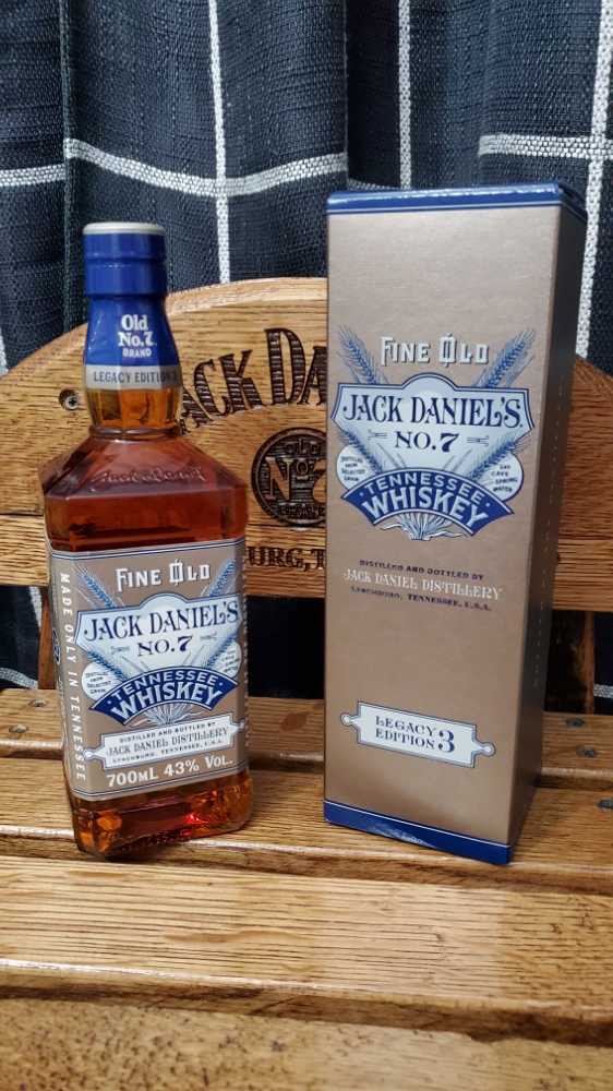 Legacy Edition 3 - Jack Daniel‘s Distillery (700 mL) alcohol collectible [Barcode 5099873018583] - Main Image 4