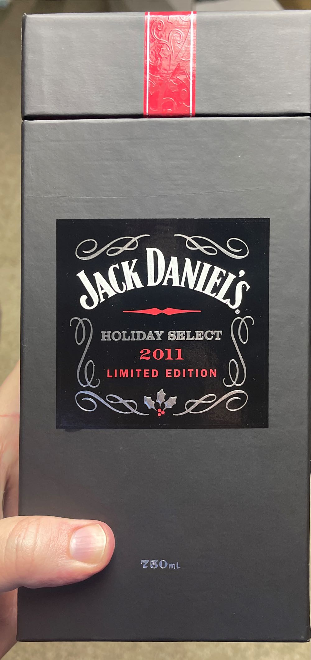 Jack Daniels Holiday Select 2011  alcohol collectible - Main Image 2