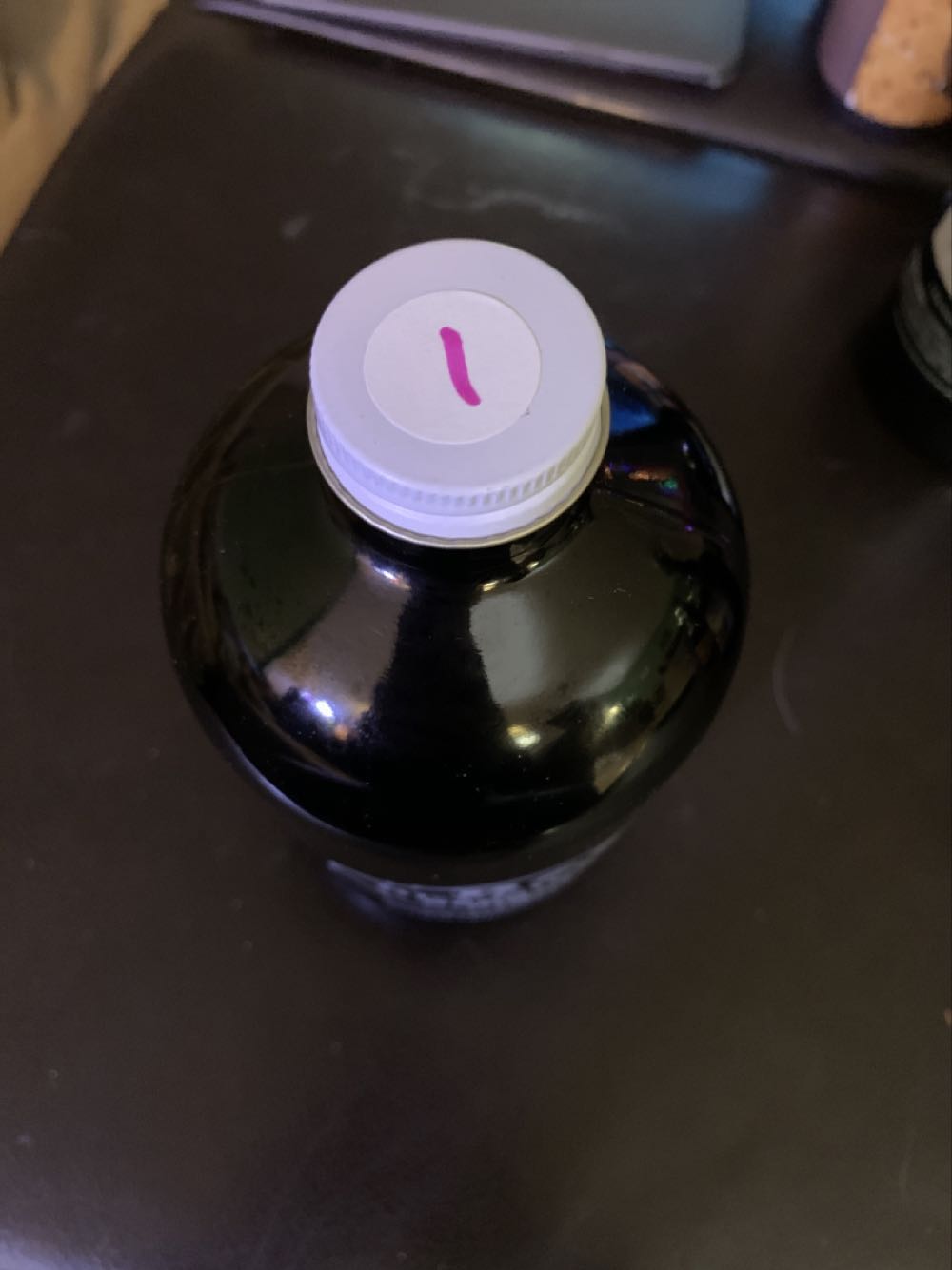 Stout  (32 FL OZ) alcohol collectible - Main Image 2