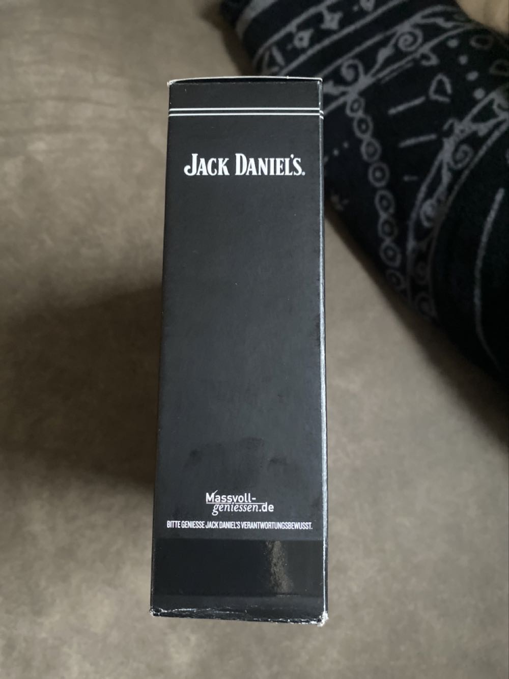 Jack daniel‘s Drei Echte Charaktertypen - Jack Daniel’s Distillery, Lynchburg, TN (50 mL) alcohol collectible - Main Image 4