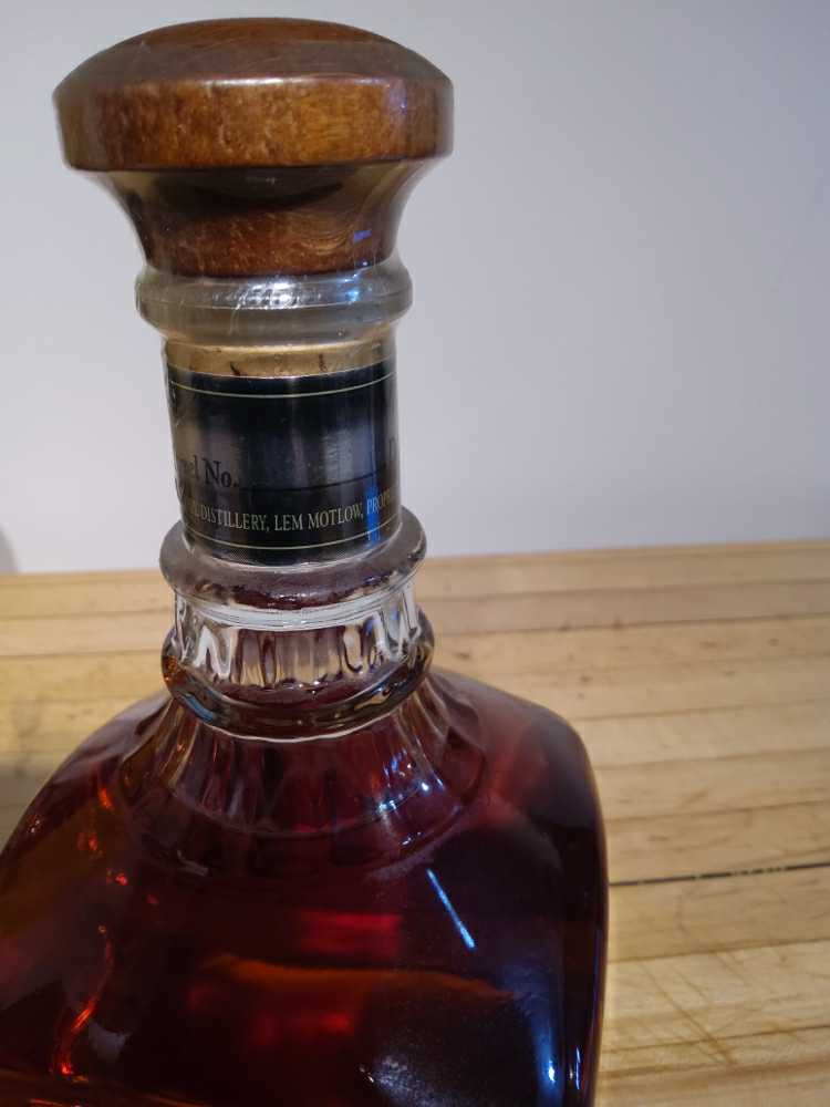 Jack Daniels Single Barrel Rye - Jack Daniel‘s Distillery (375 mL) alcohol collectible [Barcode 082184003695] - Main Image 4