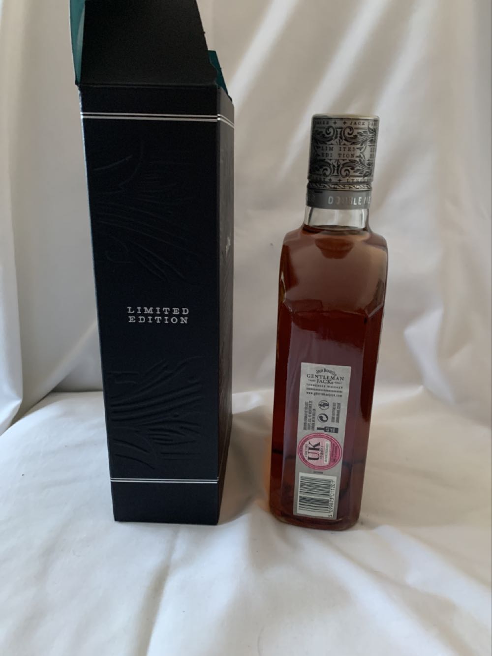 Gentleman Jack - Timepiece Edition UK - Jack Daniel’s (1 L) alcohol collectible [Barcode 5099873011201] - Main Image 3