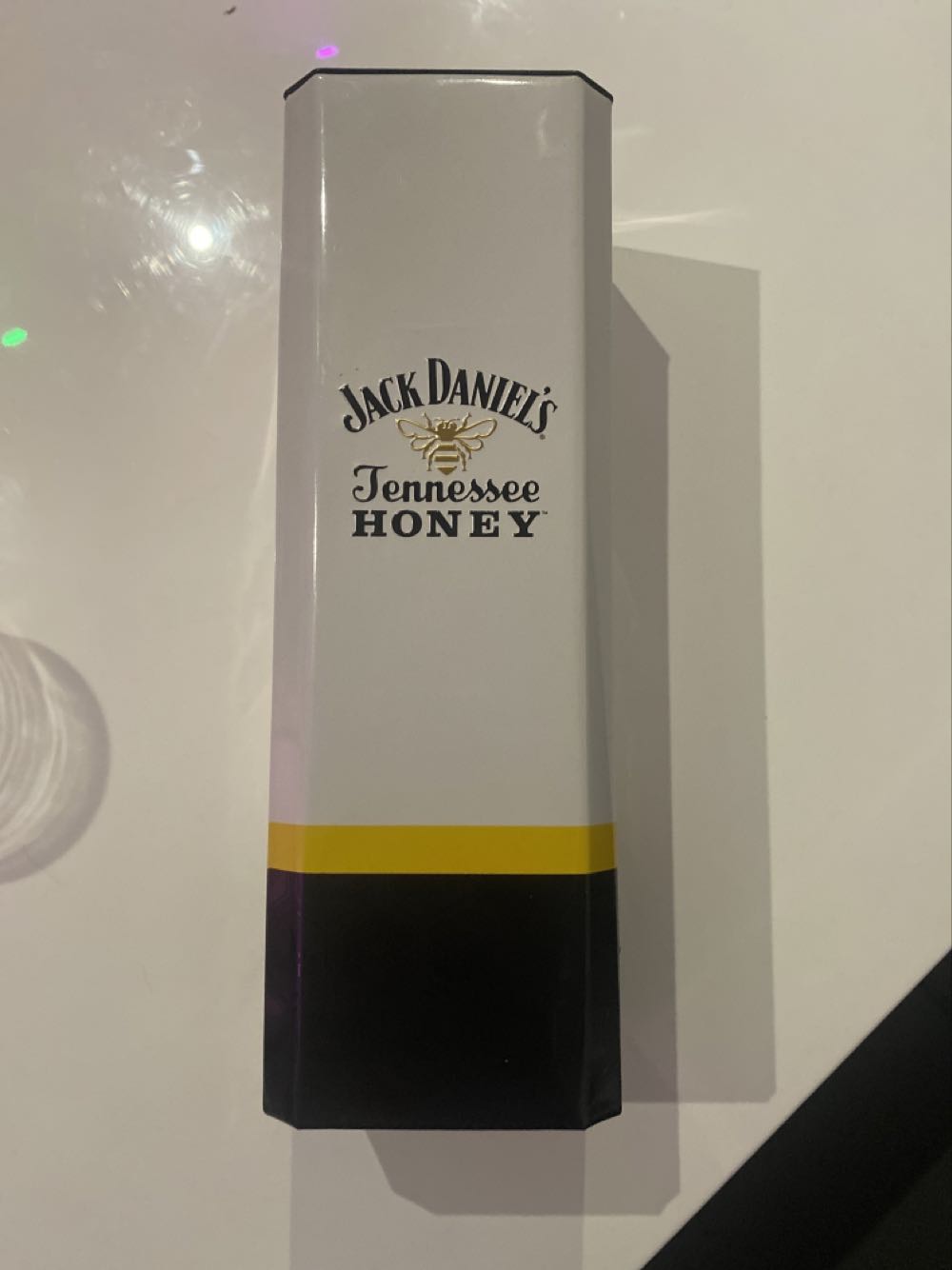 Honey UK With Tin - Jack Daniel’s Distillery, Lynchburg, TN (700 mL) alcohol collectible [Barcode 5099873001370] - Main Image 4
