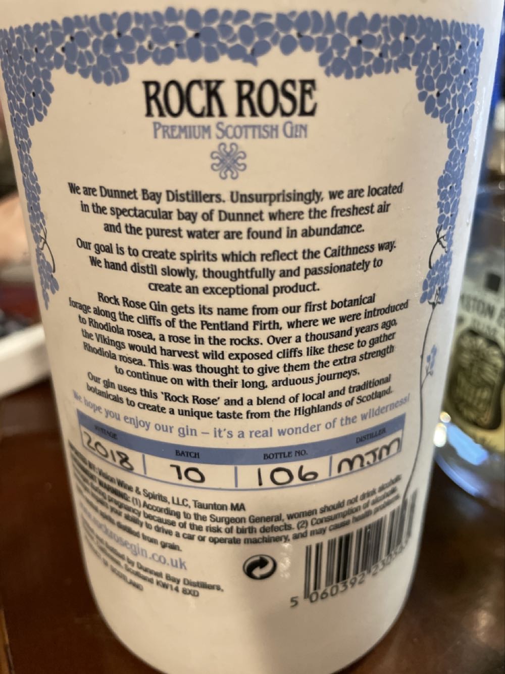 Rock Rose Gin - Dunnet Bay Distillers (750 mL) alcohol collectible [Barcode 5060392230565] - Main Image 2