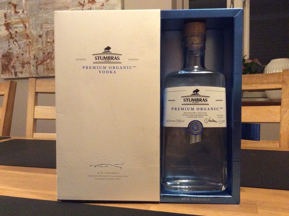 Stumbras Premium Organic 700ml 40% Lithuania - Stumbras Ab (700 mL) alcohol collectible [Barcode 4770033228585] - Main Image 3