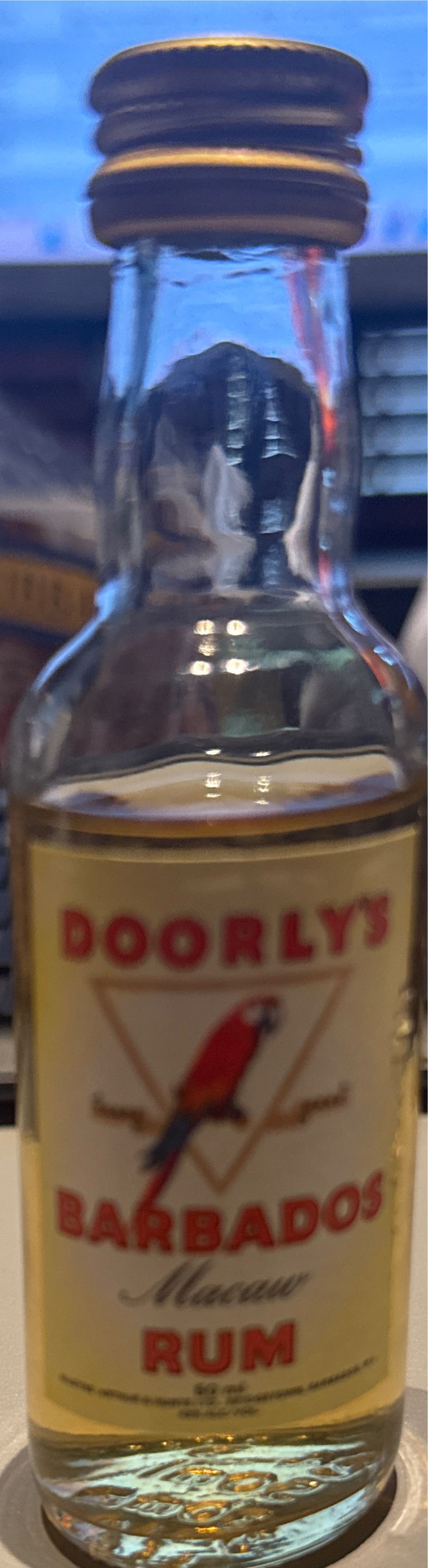 Doorly’s Macaw  (750 mL) alcohol collectible [Barcode 72486115] - Main Image 2