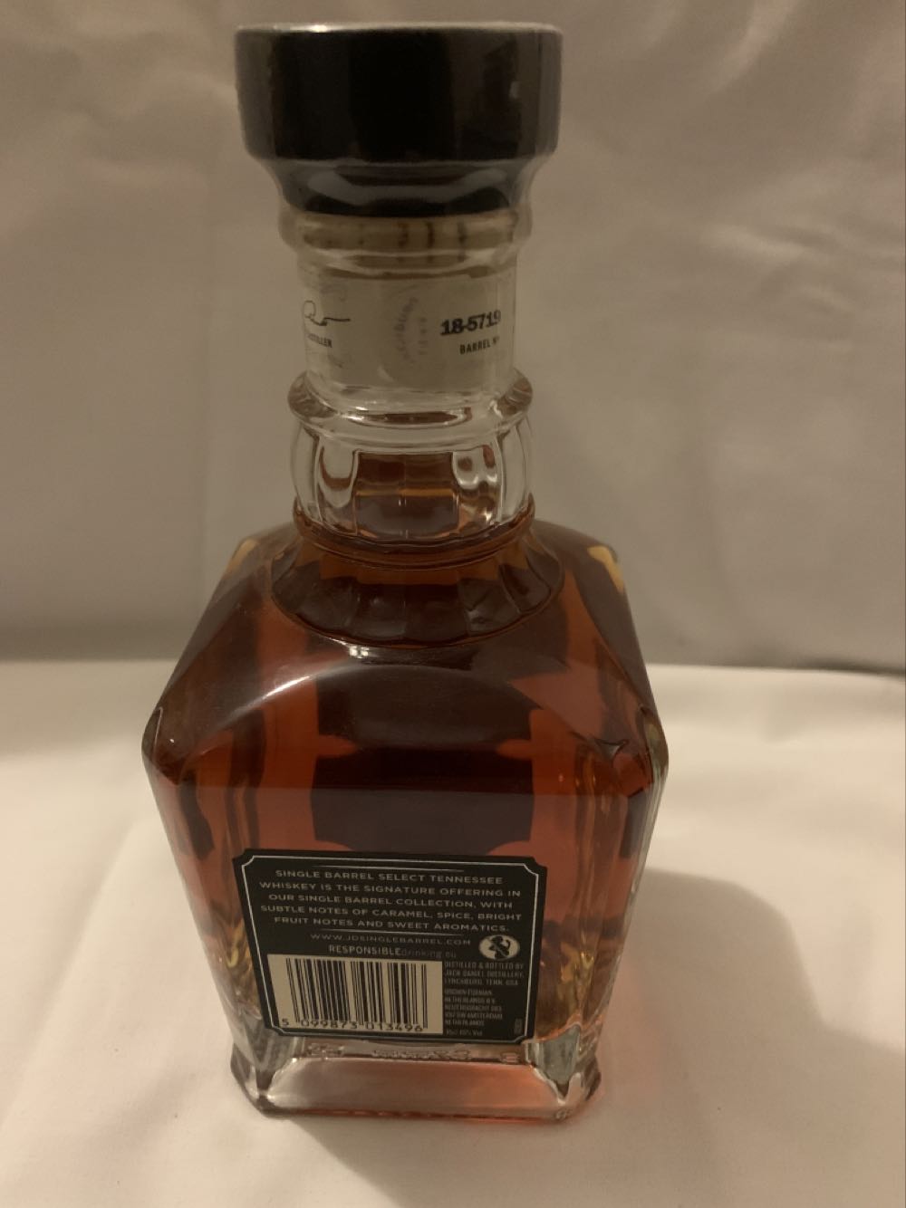 JD Single Barrel Select - Generation 5 - Jack Daniel’s (350 mL) alcohol collectible [Barcode 5099873013496] - Main Image 2