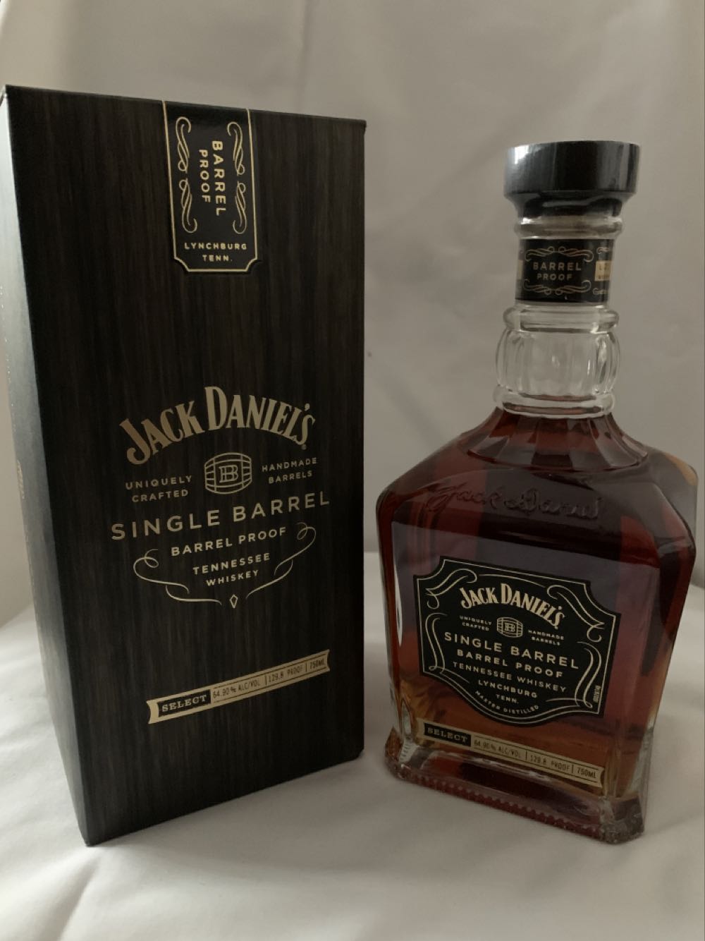 Heroes Selection JB & LB McGowan 2025 - Jack Daniel’s Distillery, Lynchburg, TN (750 mL) alcohol collectible [Barcode 082184002100] - Main Image 2