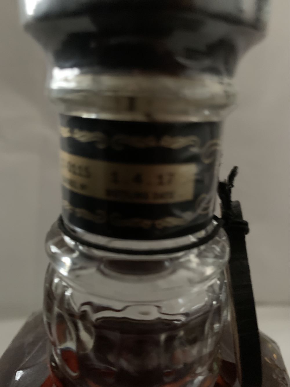 Volunteer State Squire BP #1 - Jack Daniel‘s Distillery (750 mL) alcohol collectible [Barcode 082184002100] - Main Image 3