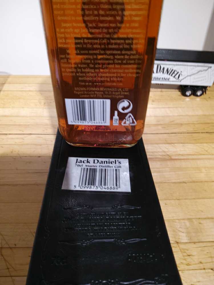 Master Distiller Collection UK #1 - Jack Daniel Distillery (700 mL) alcohol collectible [Barcode 5099873046869] - Main Image 4