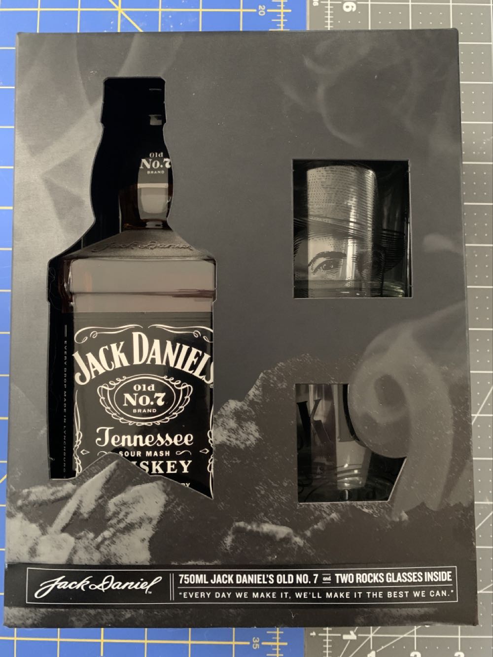 Jack Daniel’s Tennessee Sour Mash ... - Jack Daniel Distillery (750 mL) alcohol collectible [Barcode 082184201923] - Main Image 1