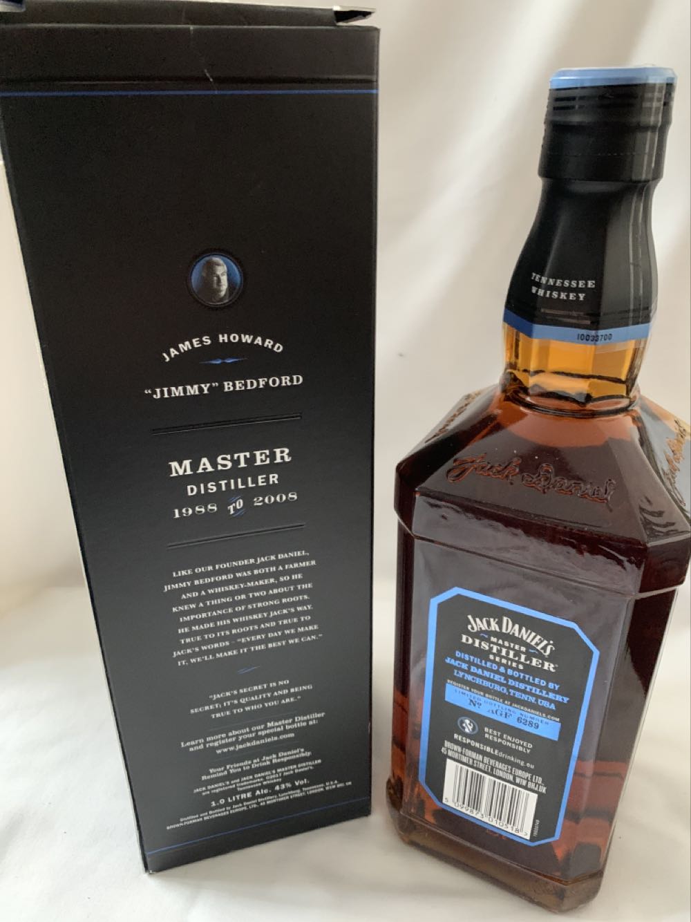 Master Distiller 6 - Jack Daniel‘s Distillery (1 L) alcohol collectible [Barcode 5099873010518] - Main Image 2