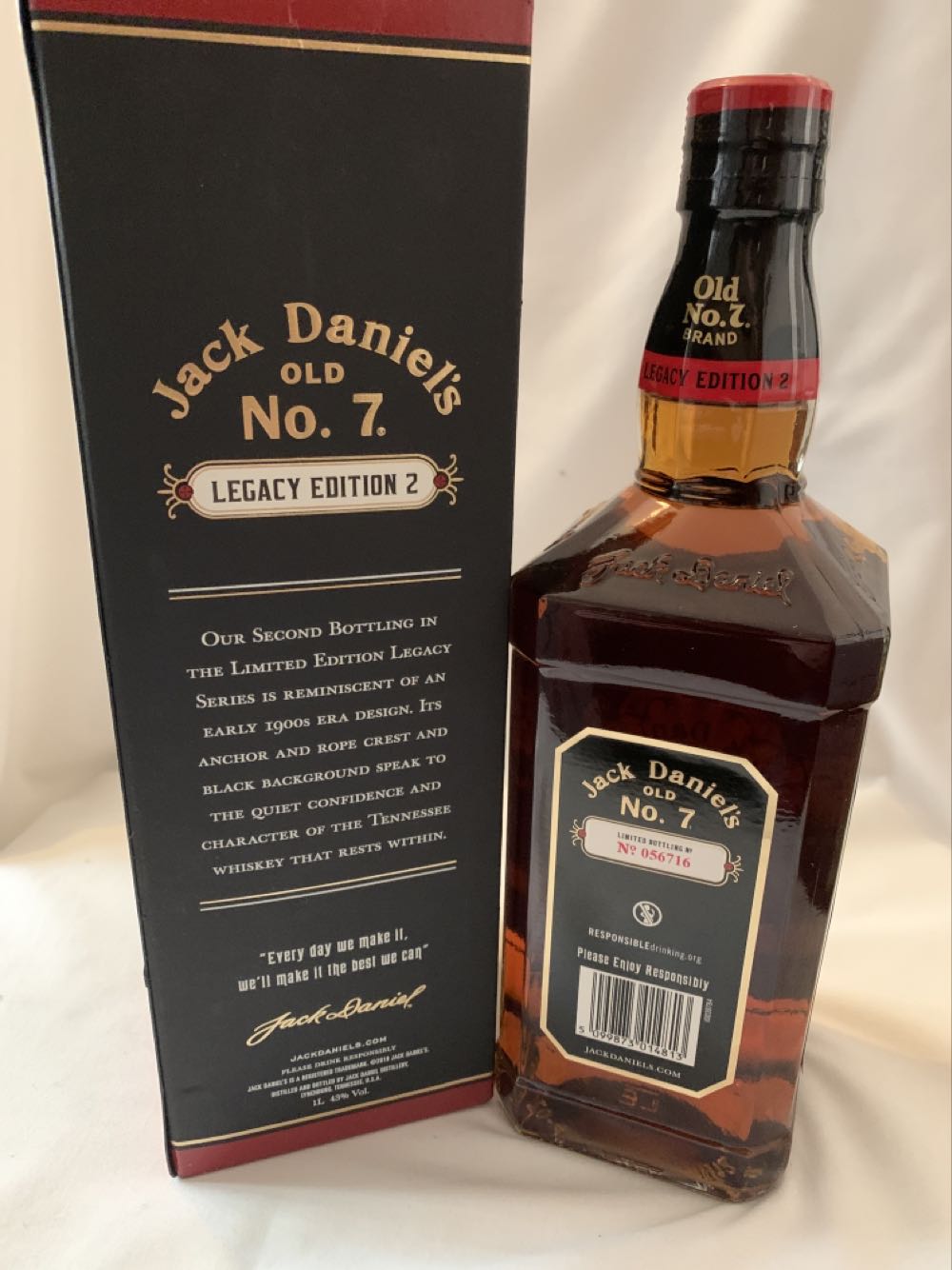 Legacy #2 - Jack Daniel’s (1 L) alcohol collectible [Barcode 5099873014813] - Main Image 2